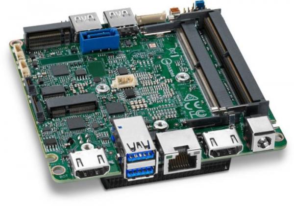 Intel NUC Board NUC7i3DNBE - Dawson Canyon
