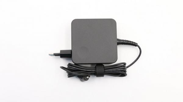 Lenovo AC Adapter 65W, 20V, 3.25A, Black