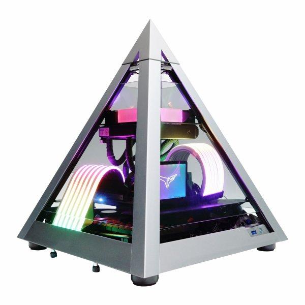 AZZA Pyramid Mini 806 GAMING