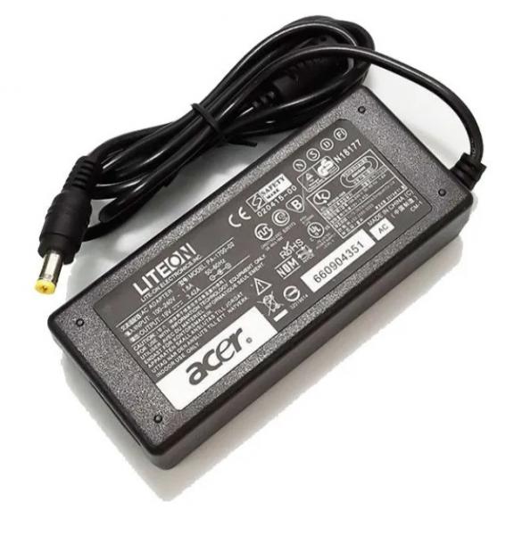 Käytetty alkuperäinen Acer laturi 19V 90W 5,5 mm liitin